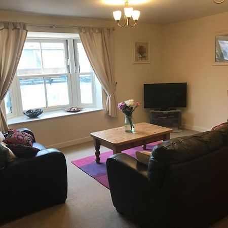 Great Offer 2 Bed Tenby Flat Free Parking Екстериор снимка