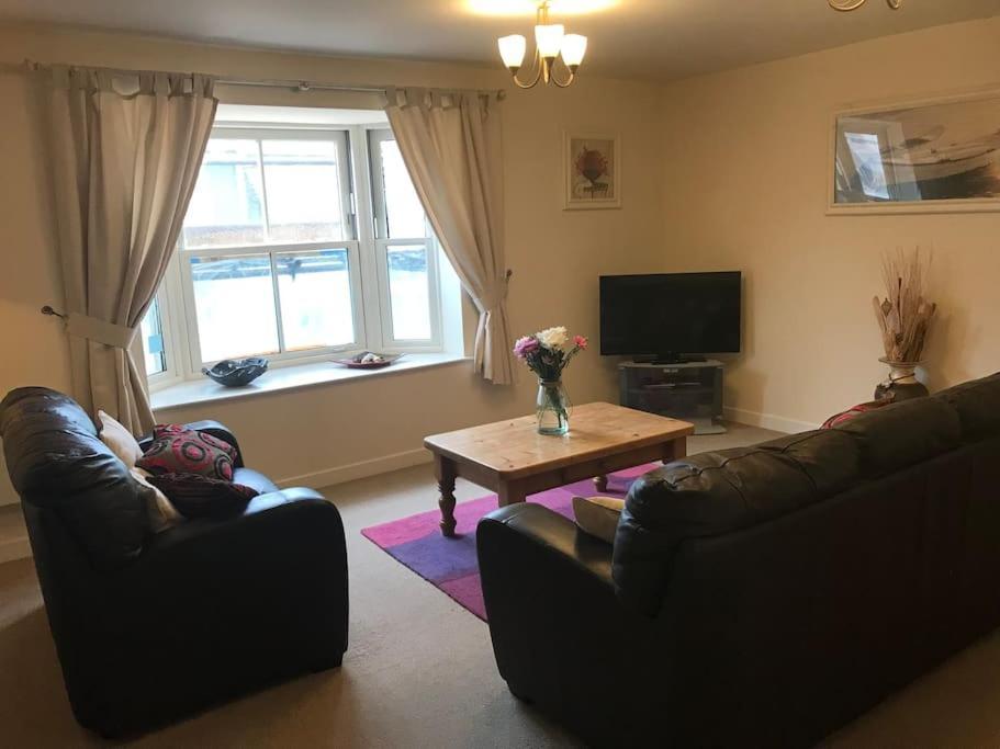 Great Offer 2 Bed Tenby Flat Free Parking Екстериор снимка