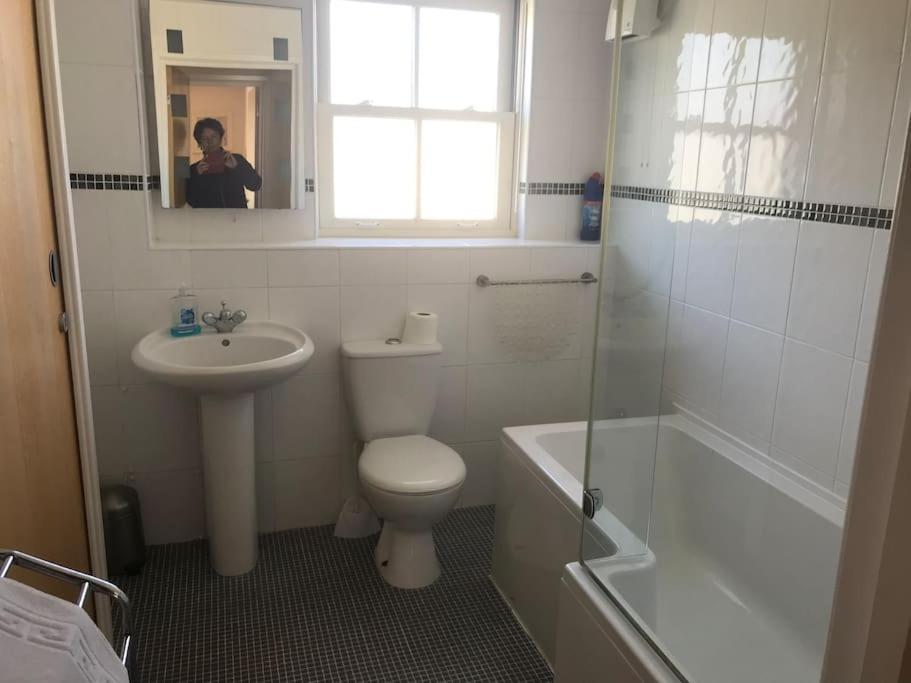 Great Offer 2 Bed Tenby Flat Free Parking Екстериор снимка